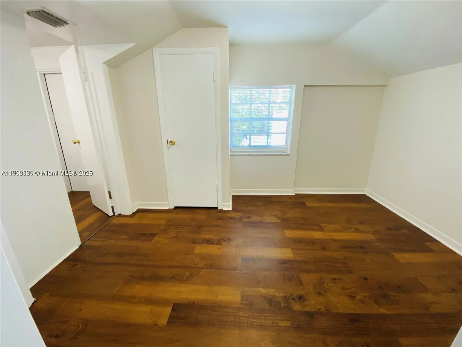 1309 N 24th Ave, Hollywood, Florida 33020, Hollywood, Florida 33020, ,Residential Income,For Sale,1309 N 24th Ave, Hollywood, Florida 33020,A11902829