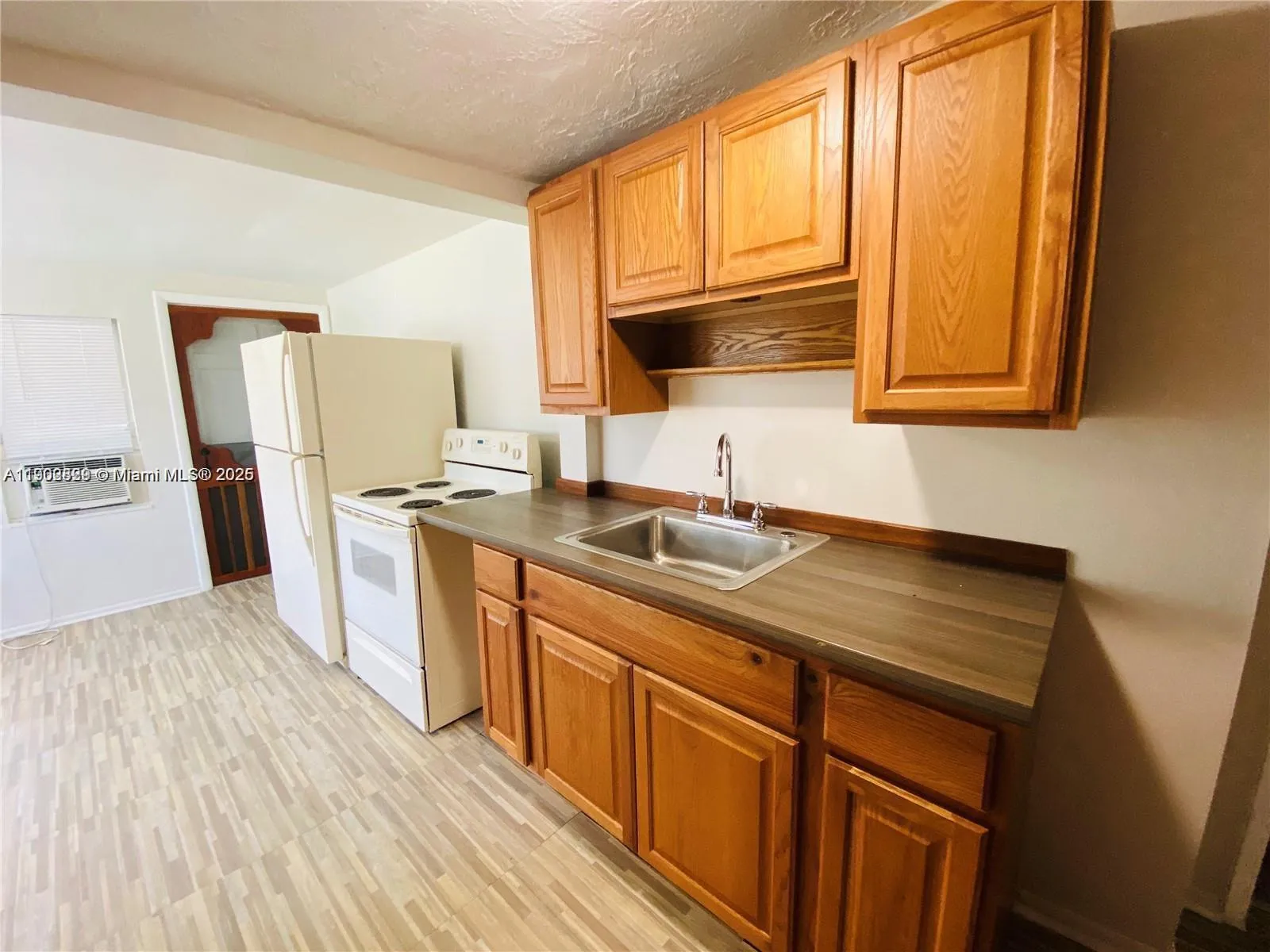 1309 N 24th Ave, Hollywood, Florida 33020, Hollywood, Florida 33020, ,Residential Income,For Sale,1309 N 24th Ave, Hollywood, Florida 33020,A11902829