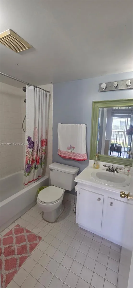 200 Sw 132nd Way 212l, Pembroke Pines, Florida 330, Pembroke Pines, Florida 33027, 1 Bedroom Bedrooms, ,1 BathroomBathrooms,Residential,For Sale,200 Sw 132nd Way 212l, Pembroke Pines, Florida 330,A11904546