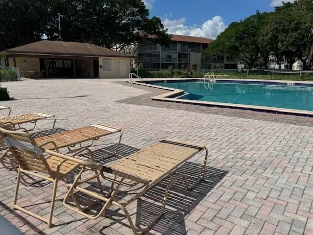 200 Sw 132nd Way 212l, Pembroke Pines, Florida 330, Pembroke Pines, Florida 33027, 1 Bedroom Bedrooms, ,1 BathroomBathrooms,Residential,For Sale,200 Sw 132nd Way 212l, Pembroke Pines, Florida 330,A11904546