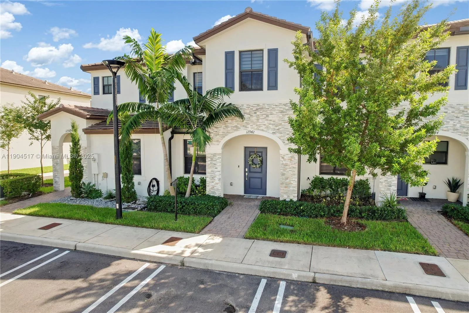 12942 Sw 232nd Ter, Homestead, Florida 33032, Homestead, Florida 33032, 3 Bedrooms Bedrooms, ,2 BathroomsBathrooms,Residential,For Sale,12942 Sw 232nd Ter, Homestead, Florida 33032,A11904517