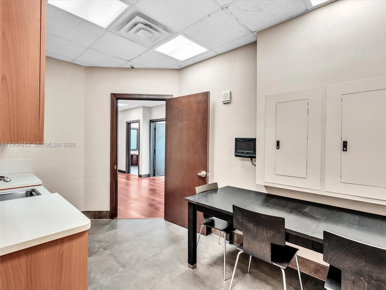 20900 Ne 30th Ave 207, Aventura, Florida 33180, Aventura, Florida 33180, ,Commercial Sale,For Sale,20900 Ne 30th Ave 207, Aventura, Florida 33180,A11904653