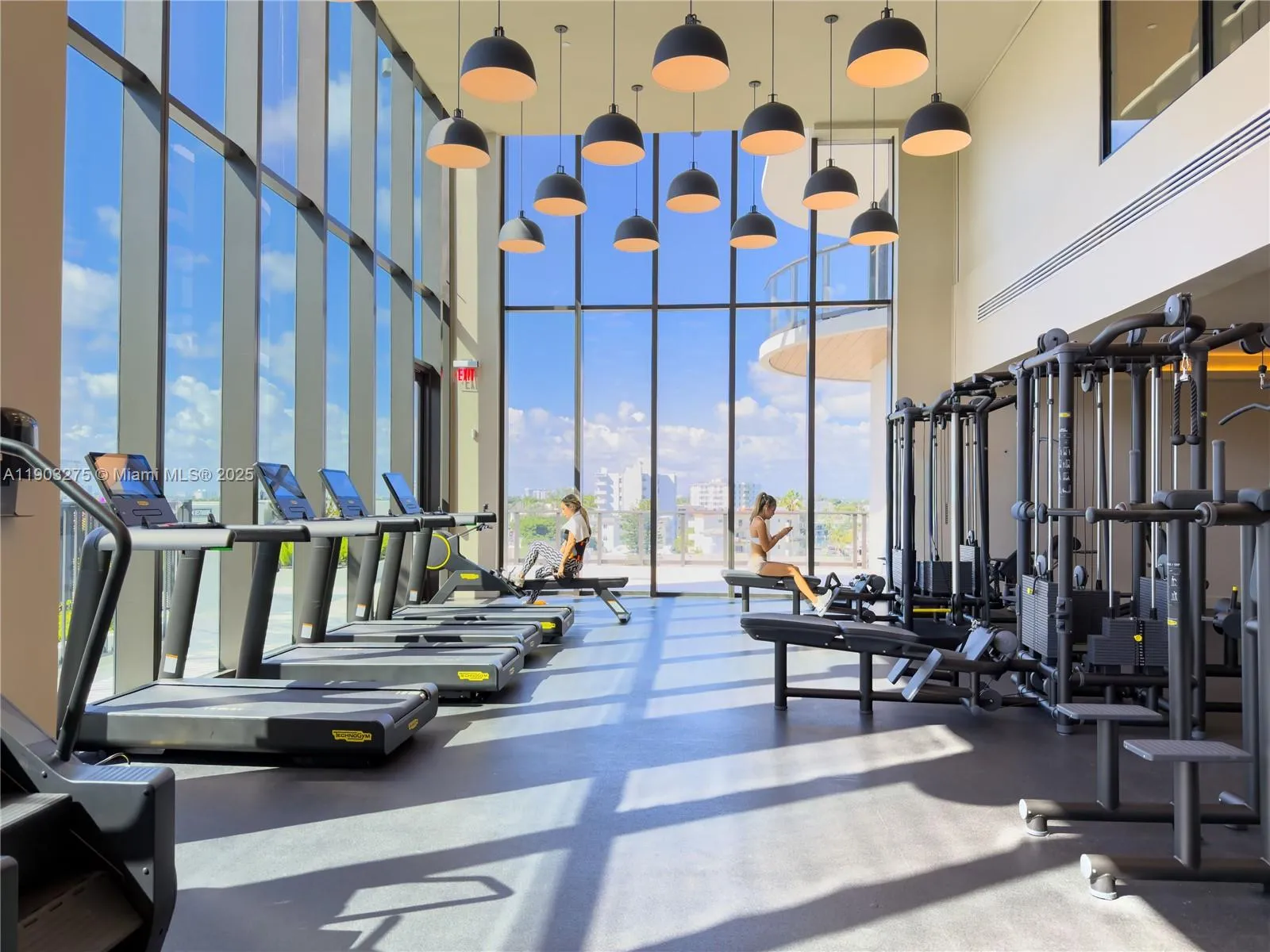 580 72nd St 1006, Miami Beach, Florida 33414, Miami Beach, Florida 33414, 1 Bedroom Bedrooms, ,1 BathroomBathrooms,Residential Lease,For Rent,580 72nd St 1006, Miami Beach, Florida 33414,A11903275