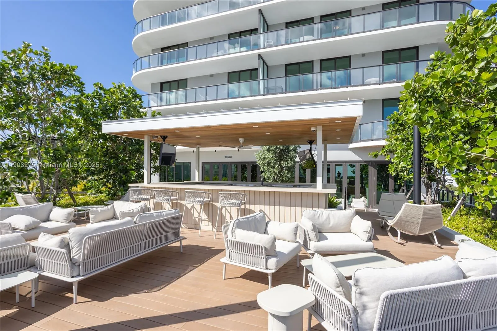 580 72nd St 1006, Miami Beach, Florida 33414, Miami Beach, Florida 33414, 1 Bedroom Bedrooms, ,1 BathroomBathrooms,Residential Lease,For Rent,580 72nd St 1006, Miami Beach, Florida 33414,A11903275