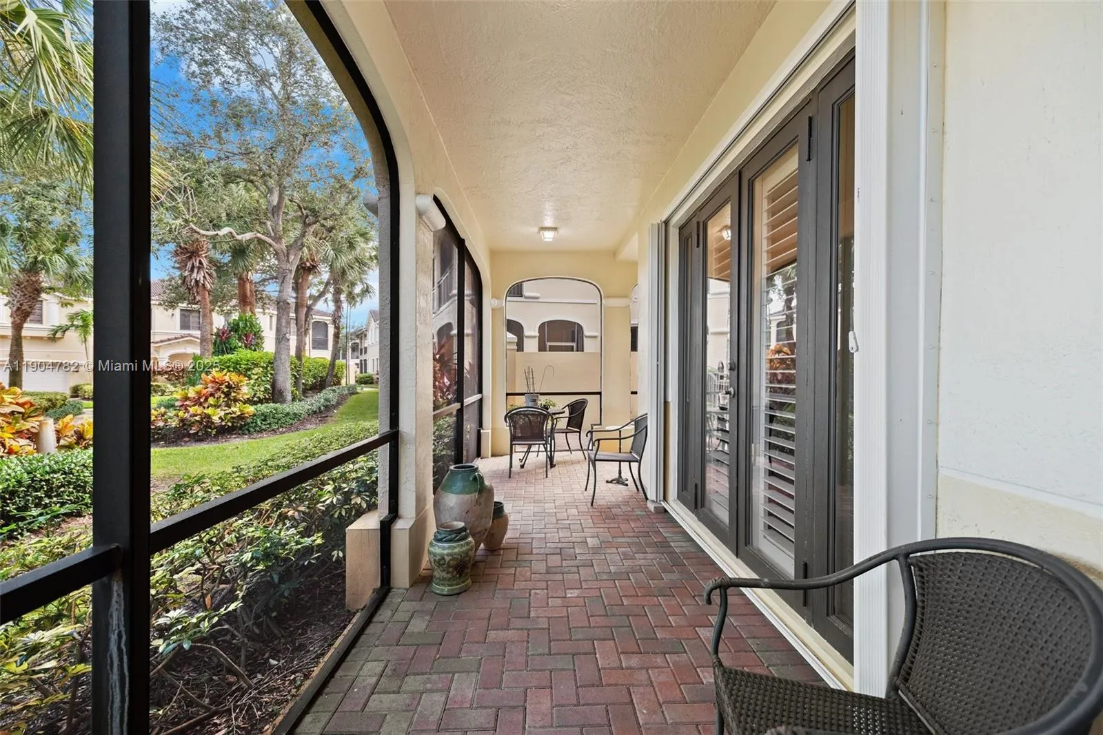 1634 Passion Vine Cir 31-2, Weston, Florida 33326, Weston, Florida 33326, 3 Bedrooms Bedrooms, ,2 BathroomsBathrooms,Residential,For Sale,1634 Passion Vine Cir 31-2, Weston, Florida 33326,A11904782