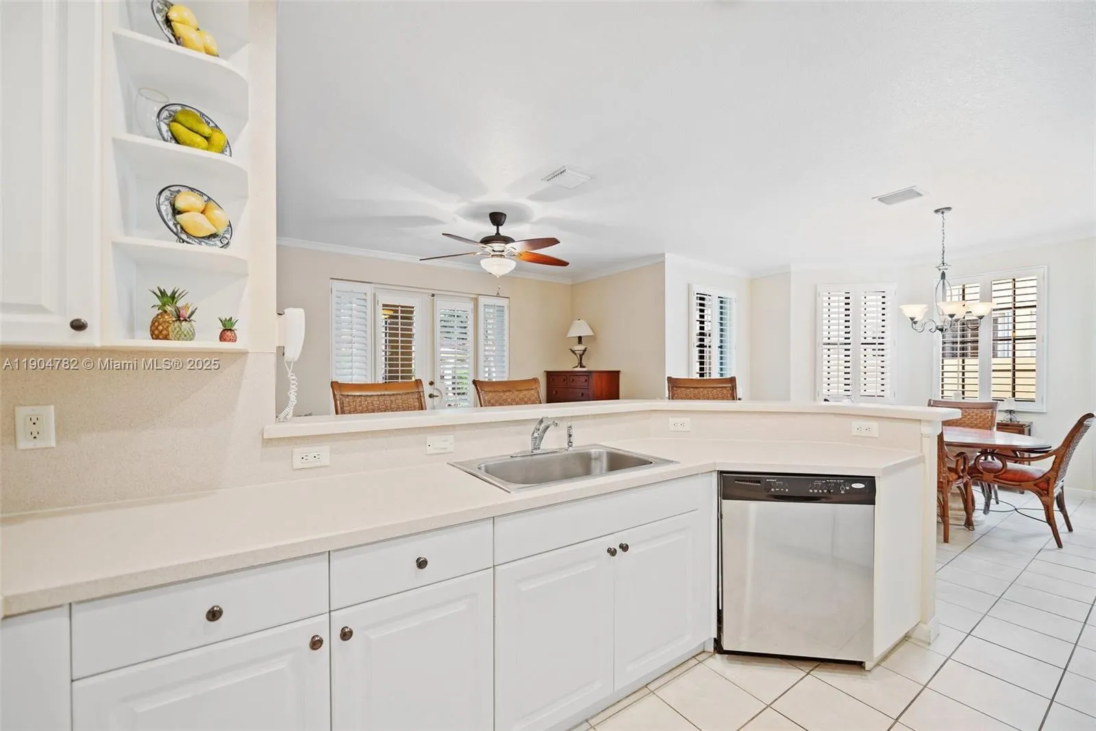 1634 Passion Vine Cir 31-2, Weston, Florida 33326, Weston, Florida 33326, 3 Bedrooms Bedrooms, ,2 BathroomsBathrooms,Residential,For Sale,1634 Passion Vine Cir 31-2, Weston, Florida 33326,A11904782