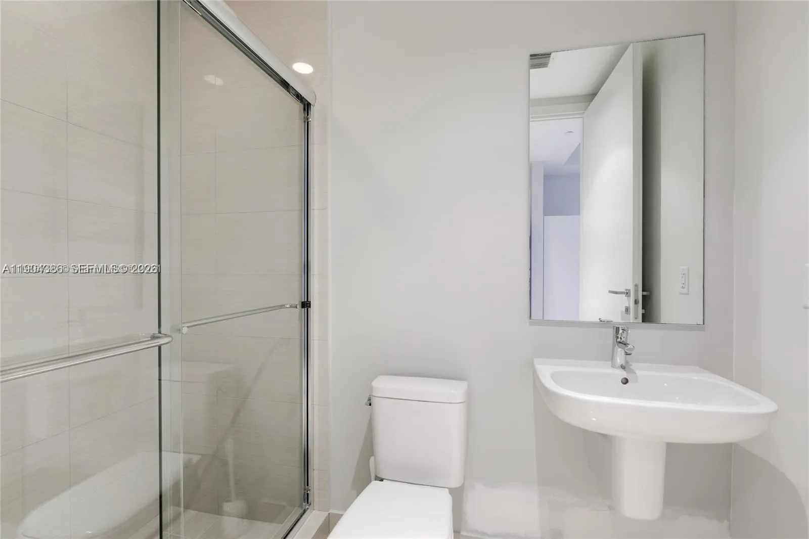3300 Ne 188th St 818, Aventura, Florida 33180, Aventura, Florida 33180, 4 Bedrooms Bedrooms, ,6 BathroomsBathrooms,Residential,For Sale,3300 Ne 188th St 818, Aventura, Florida 33180,A11904386
