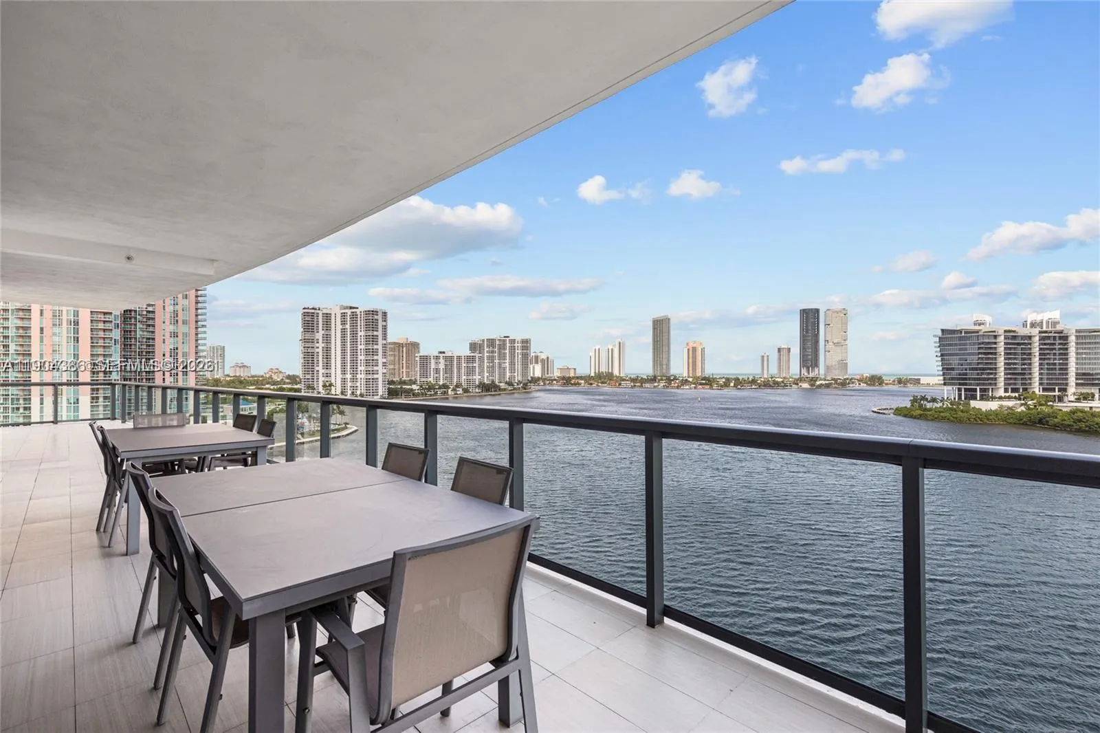 3300 Ne 188th St 818, Aventura, Florida 33180, Aventura, Florida 33180, 4 Bedrooms Bedrooms, ,6 BathroomsBathrooms,Residential,For Sale,3300 Ne 188th St 818, Aventura, Florida 33180,A11904386