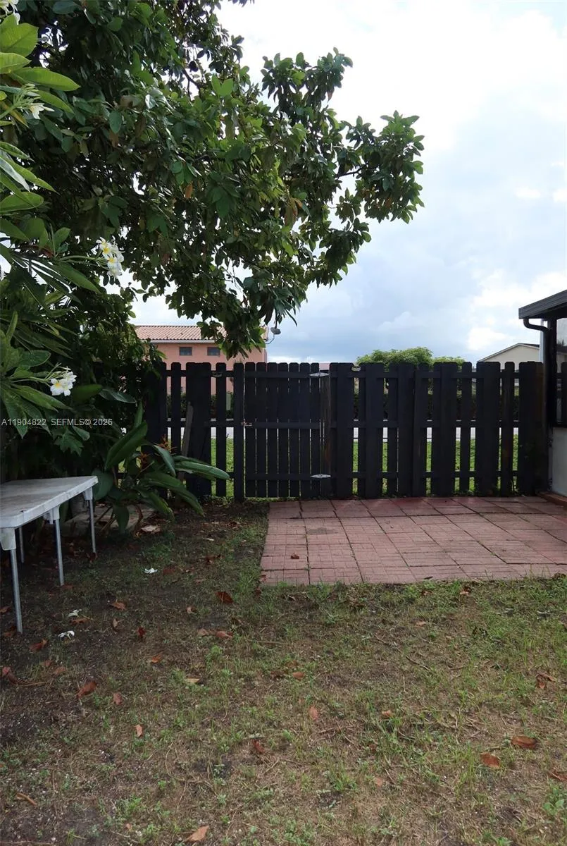 12059 Sw 10th St 201, Miami, Florida 33184, Miami, Florida 33184, 3 Bedrooms Bedrooms, ,2 BathroomsBathrooms,Residential,For Sale,12059 Sw 10th St 201, Miami, Florida 33184,A11904822