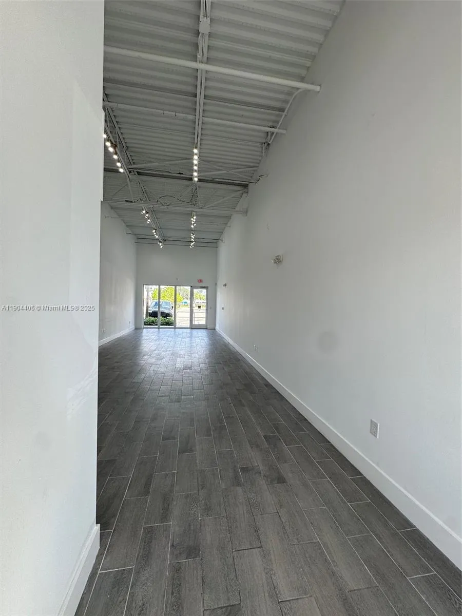 9620 Stirling Rd Stirling Rd 103, Cooper City, Flo, Cooper City, Florida 33024, ,Commercial Lease,For Rent,9620 Stirling Rd Stirling Rd 103, Cooper City, Flo,A11904406