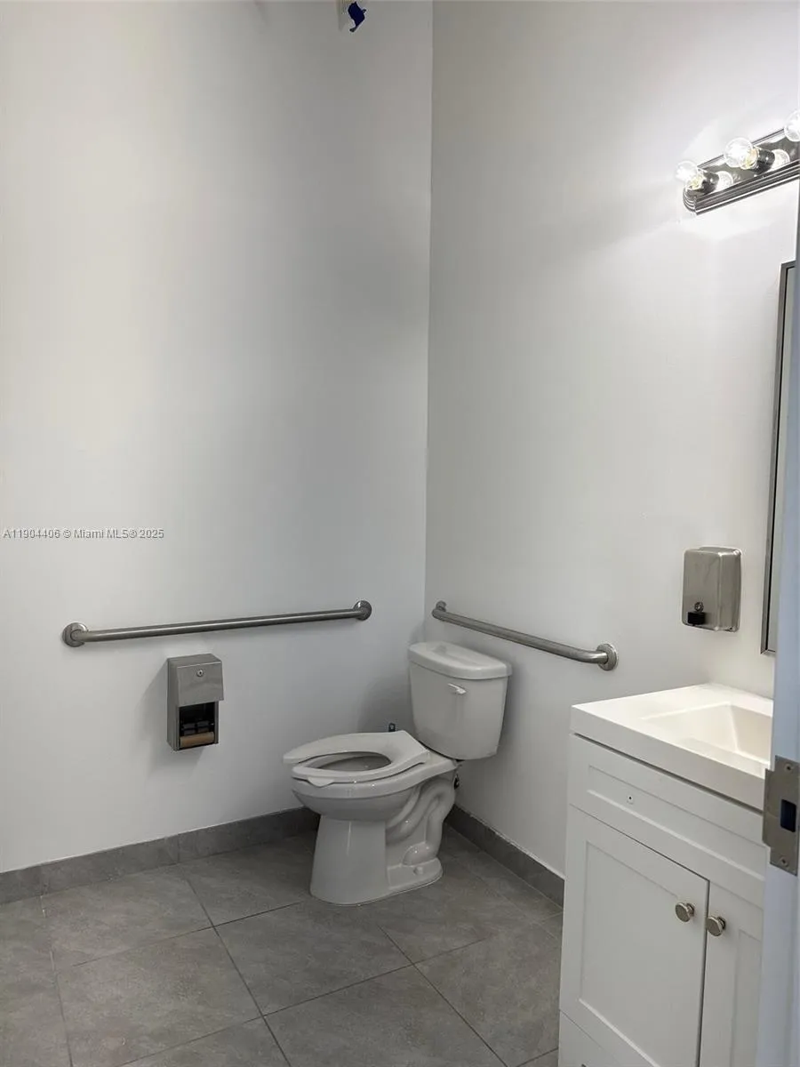 9620 Stirling Rd Stirling Rd 103, Cooper City, Flo, Cooper City, Florida 33024, ,Commercial Lease,For Rent,9620 Stirling Rd Stirling Rd 103, Cooper City, Flo,A11904406