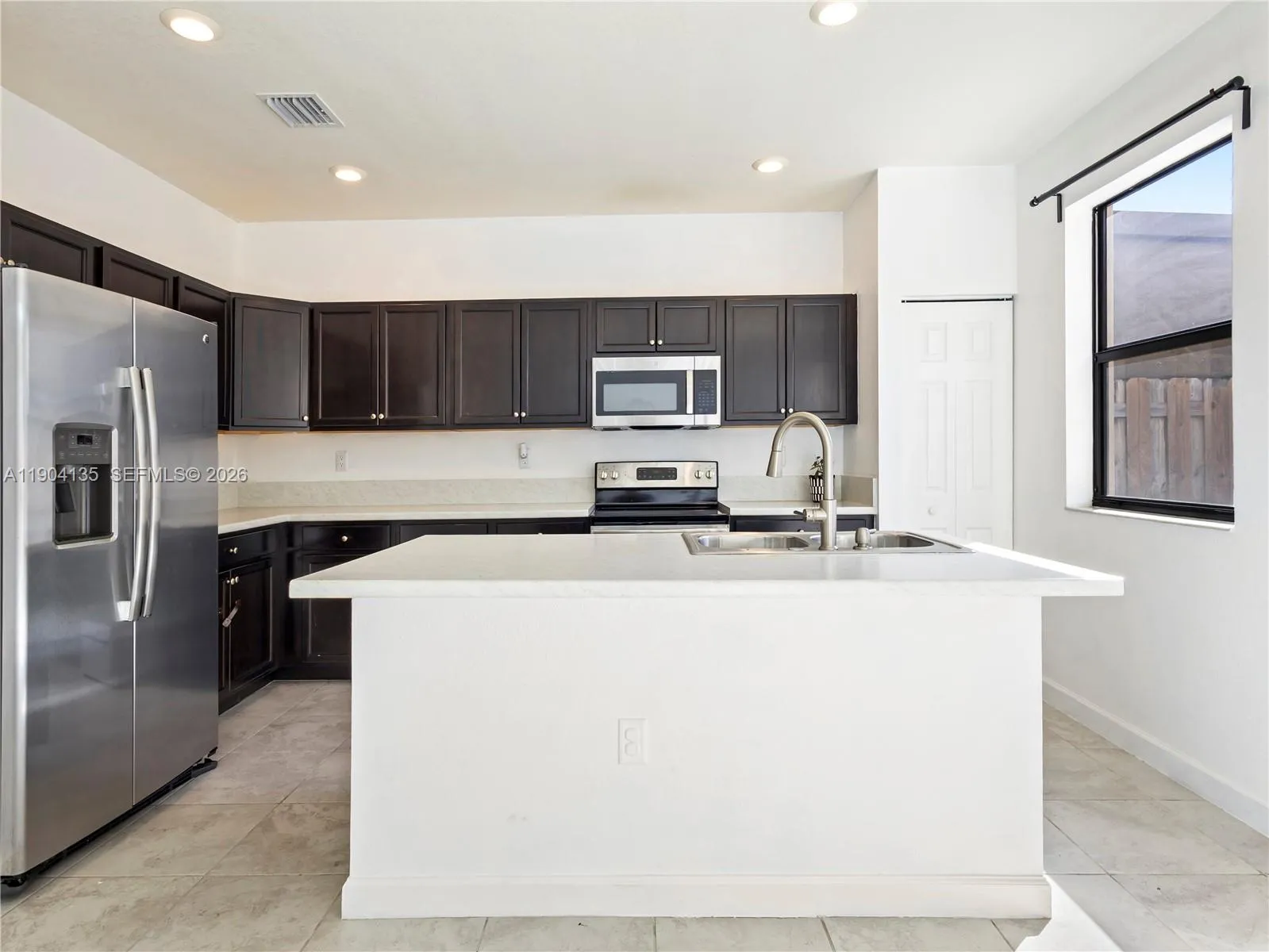 11410 Sw 252nd Ter, Homestead, Florida 33032, Homestead, Florida 33032, 3 Bedrooms Bedrooms, ,2 BathroomsBathrooms,Residential,For Sale,11410 Sw 252nd Ter, Homestead, Florida 33032,A11904135