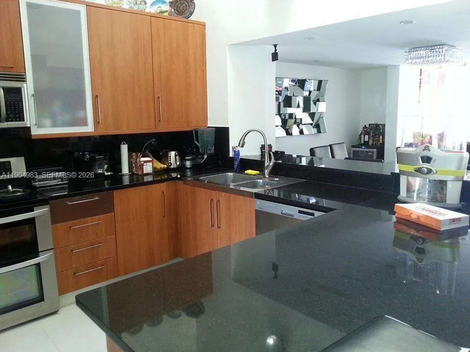 546 Ne 199th Ln 4w, Miami, Florida 33179, Miami, Florida 33179, 3 Bedrooms Bedrooms, ,3 BathroomsBathrooms,Residential Lease,For Rent,546 Ne 199th Ln 4w, Miami, Florida 33179,A11904983