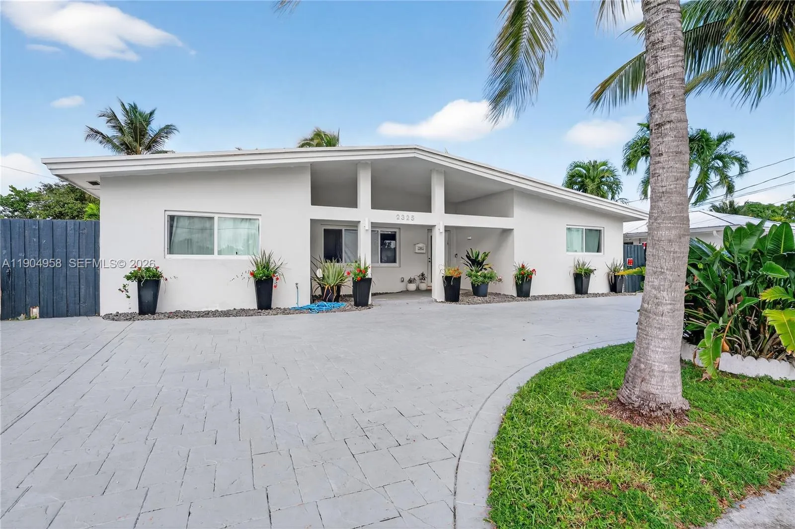 2325 Ne 194 Street, Miami, Florida 33180, Miami, Florida 33180, 4 Bedrooms Bedrooms, ,3 BathroomsBathrooms,Residential,For Sale,2325 Ne 194 Street, Miami, Florida 33180,A11904958