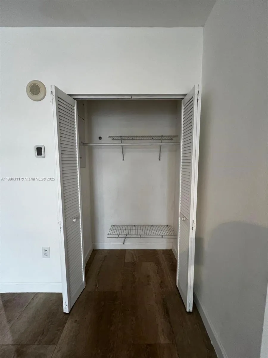 10275 Collins Ave 111, Bal Harbour, Florida 33154, Bal Harbour, Florida 33154, ,1 BathroomBathrooms,Residential Lease,For Rent,10275 Collins Ave 111, Bal Harbour, Florida 33154,A11896311