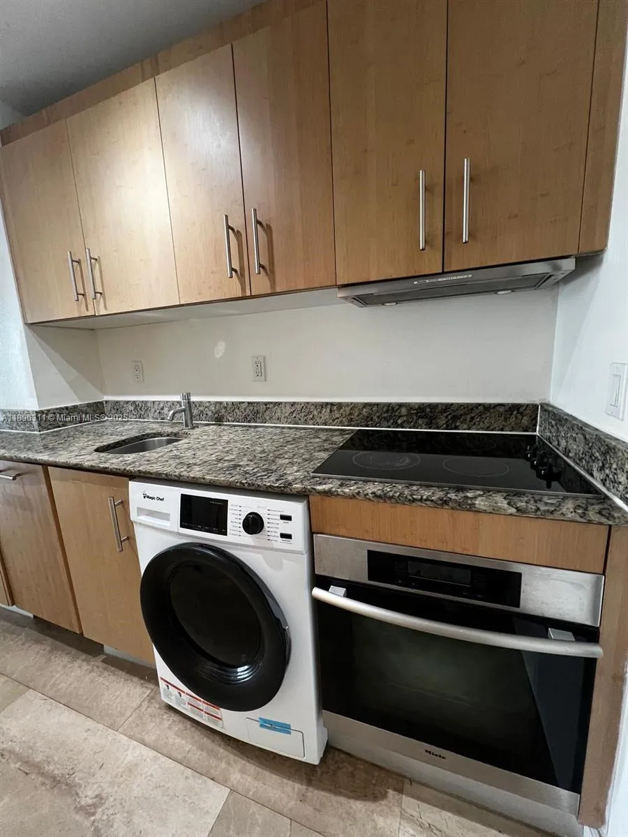 10275 Collins Ave 111, Bal Harbour, Florida 33154, Bal Harbour, Florida 33154, ,1 BathroomBathrooms,Residential Lease,For Rent,10275 Collins Ave 111, Bal Harbour, Florida 33154,A11896311