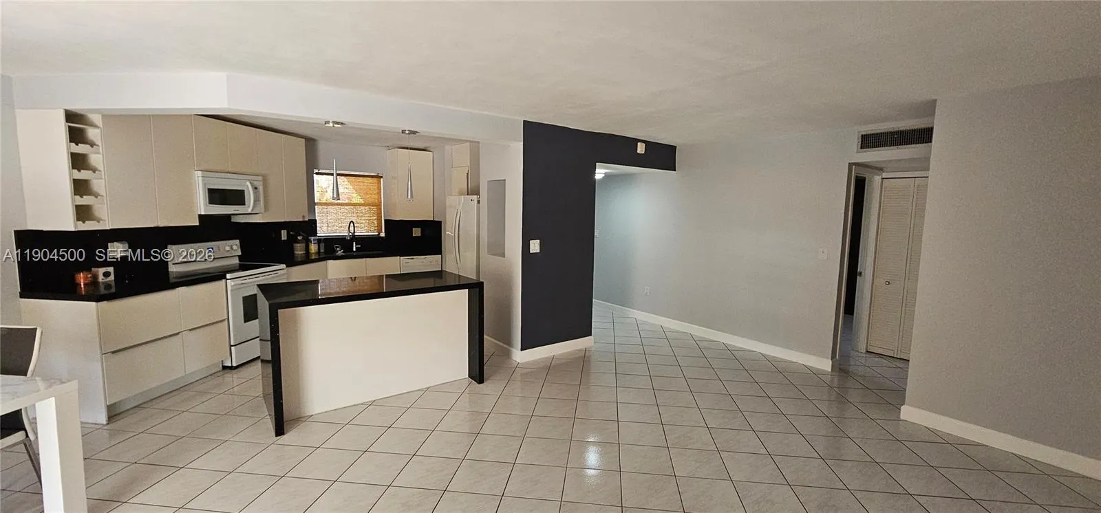 6855 W Broward Blvd 308, Plantation, Florida 33317, Plantation, Florida 33317, 2 Bedrooms Bedrooms, ,2 BathroomsBathrooms,Residential,For Sale,6855 W Broward Blvd 308, Plantation, Florida 33317,A11904500