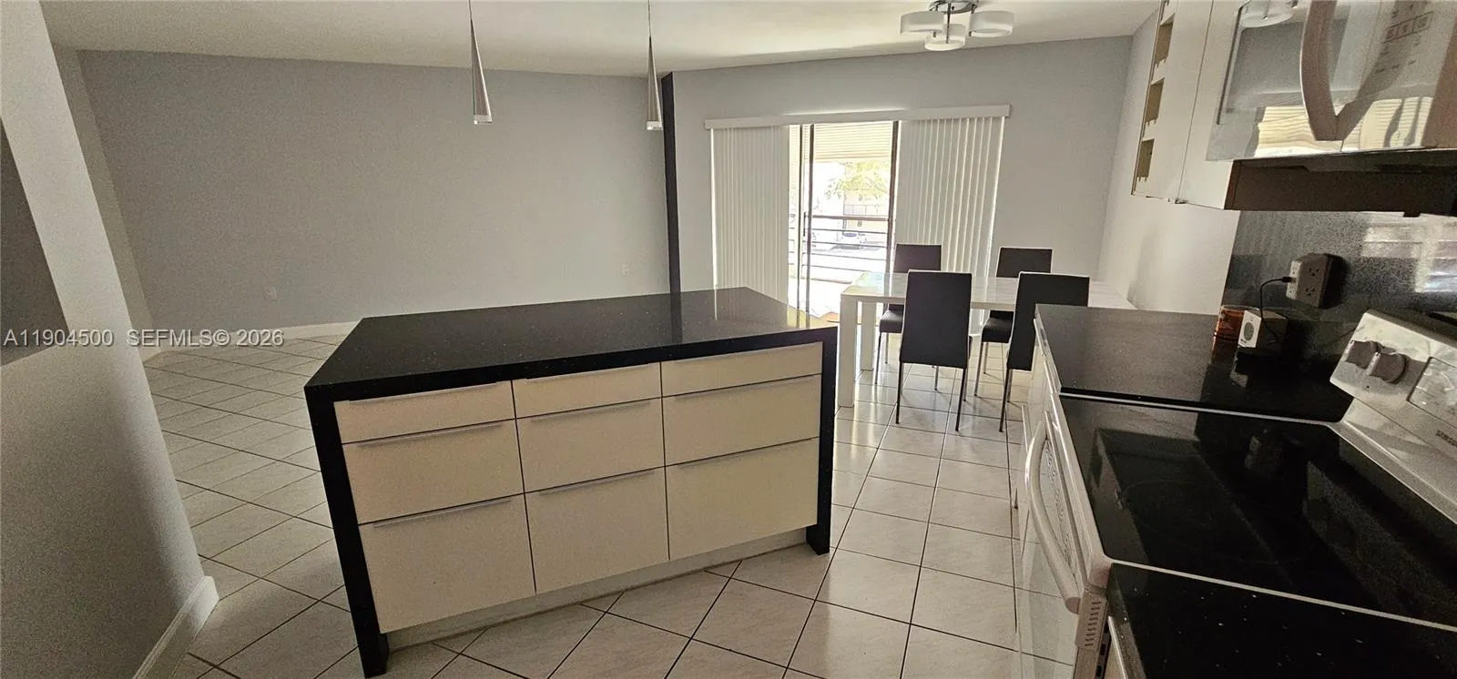 6855 W Broward Blvd 308, Plantation, Florida 33317, Plantation, Florida 33317, 2 Bedrooms Bedrooms, ,2 BathroomsBathrooms,Residential,For Sale,6855 W Broward Blvd 308, Plantation, Florida 33317,A11904500