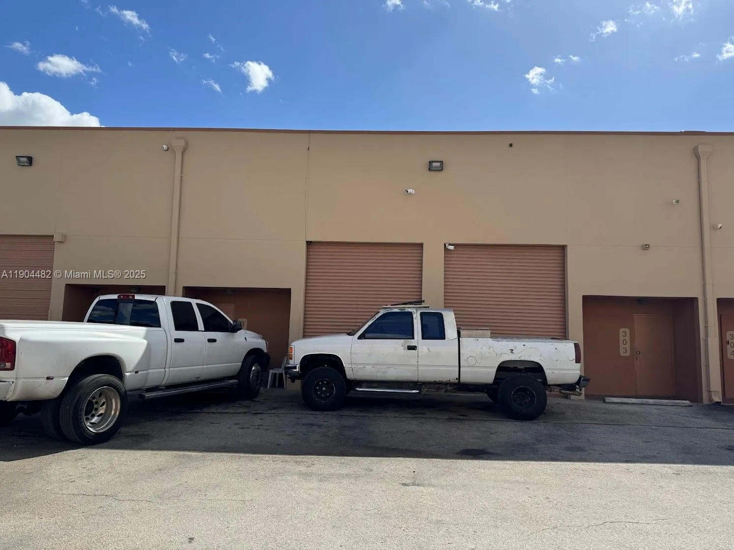 2450 W 82nd St 302, Hialeah, Florida 33016, Hialeah, Florida 33016, ,Commercial Sale,For Sale,2450 W 82nd St 302, Hialeah, Florida 33016,A11904482
