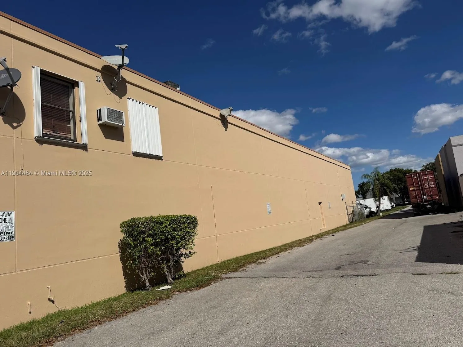 2450 W 82nd St 303, Hialeah, Florida 33016, Hialeah, Florida 33016, ,Commercial Sale,For Sale,2450 W 82nd St 303, Hialeah, Florida 33016,A11904484