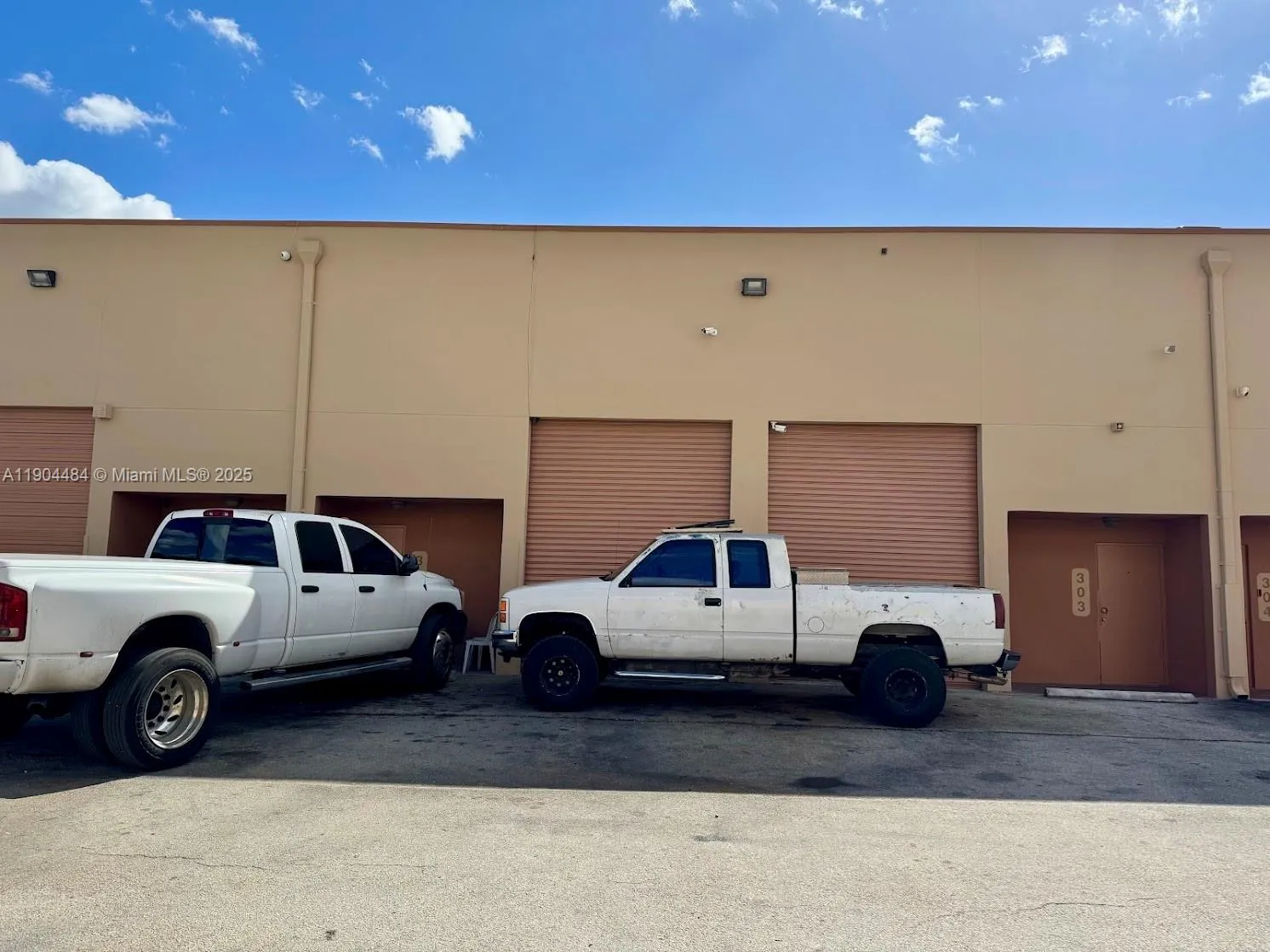 2450 W 82nd St 303, Hialeah, Florida 33016, Hialeah, Florida 33016, ,Commercial Sale,For Sale,2450 W 82nd St 303, Hialeah, Florida 33016,A11904484
