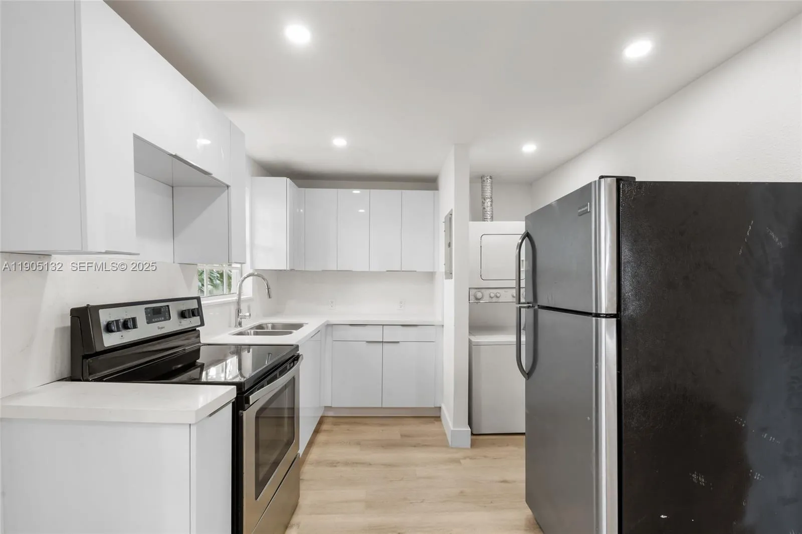 2385 Sw 17th St, Miami, Florida 33145, Miami, Florida 33145, ,Residential Income,For Sale,2385 Sw 17th St, Miami, Florida 33145,A11905132