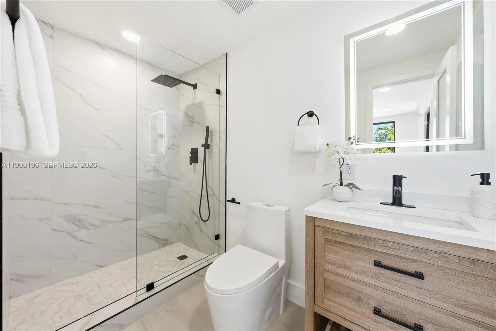 2544 Sw 19th St, Miami, Florida 33145, Miami, Florida 33145, 4 Bedrooms Bedrooms, ,3 BathroomsBathrooms,Residential,For Sale,2544 Sw 19th St, Miami, Florida 33145,A11903196