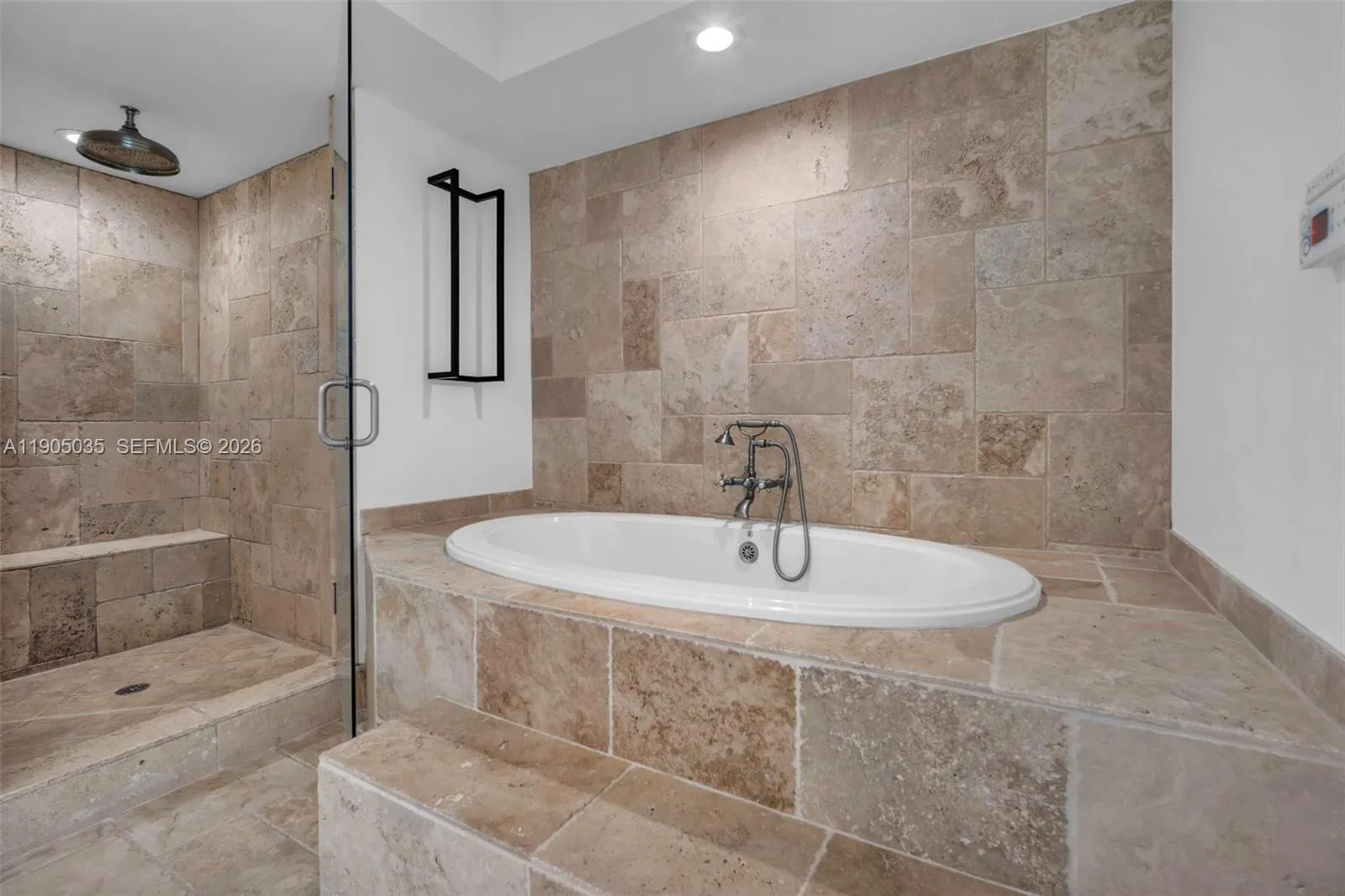 333 Las Olas Way 2703, Fort Lauderdale, Florida 33, Fort Lauderdale, Florida 33301, 2 Bedrooms Bedrooms, ,2 BathroomsBathrooms,Residential,For Sale,333 Las Olas Way 2703, Fort Lauderdale, Florida 33,A11905035