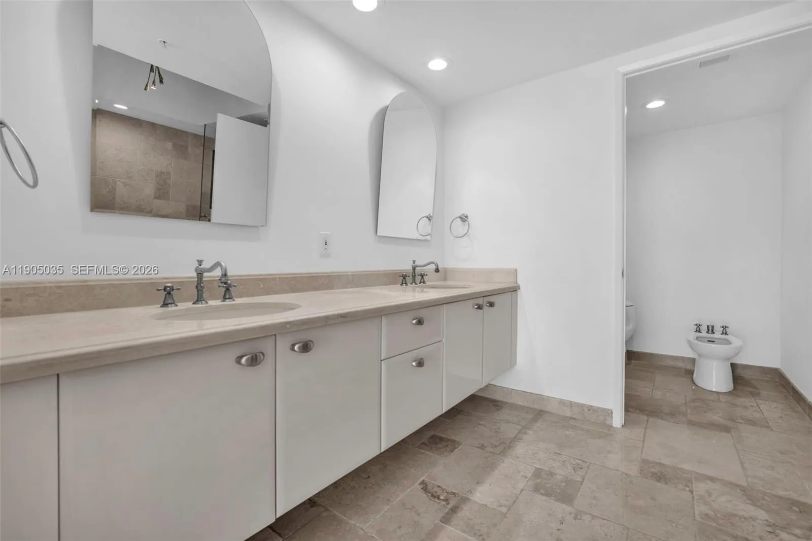 333 Las Olas Way 2703, Fort Lauderdale, Florida 33, Fort Lauderdale, Florida 33301, 2 Bedrooms Bedrooms, ,2 BathroomsBathrooms,Residential,For Sale,333 Las Olas Way 2703, Fort Lauderdale, Florida 33,A11905035