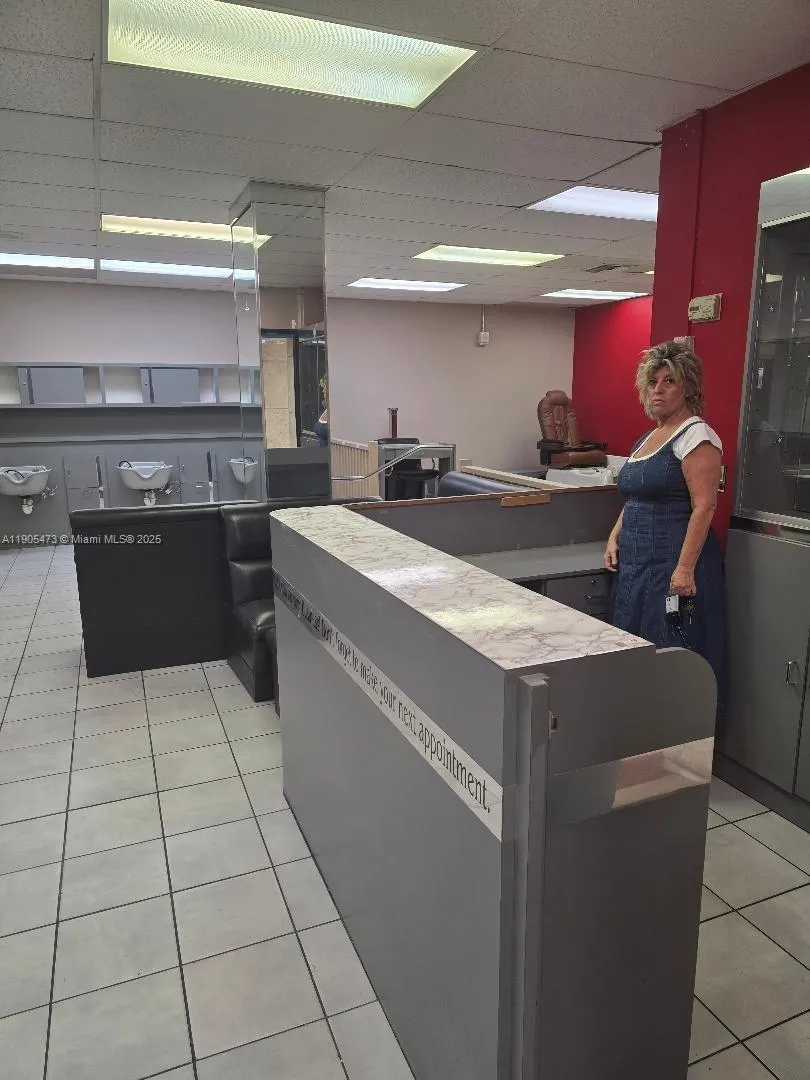 1980 S Ocean Dr L1, Hallandale Beach, Florida 3300, Hallandale Beach, Florida 33009, ,Commercial Lease,For Rent,1980 S Ocean Dr L1, Hallandale Beach, Florida 3300,A11905473