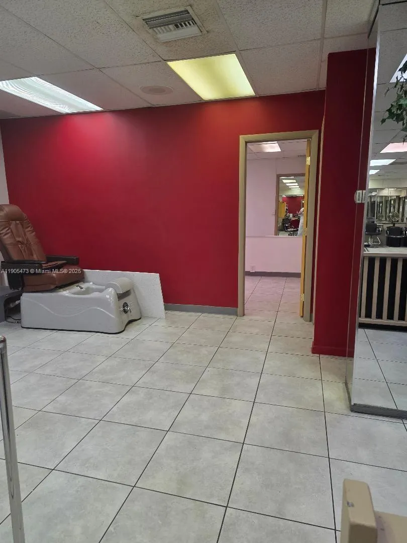 1980 S Ocean Dr L1, Hallandale Beach, Florida 3300, Hallandale Beach, Florida 33009, ,Commercial Lease,For Rent,1980 S Ocean Dr L1, Hallandale Beach, Florida 3300,A11905473