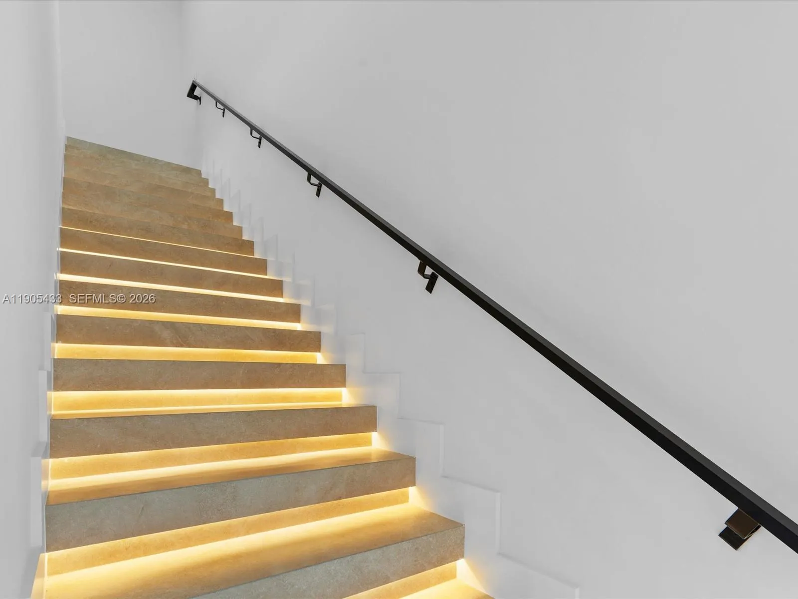 1259 Sw 20th St, Miami, Florida 33145, Miami, Florida 33145, 5 Bedrooms Bedrooms, ,4 BathroomsBathrooms,Residential,For Sale,1259 Sw 20th St, Miami, Florida 33145,A11905433