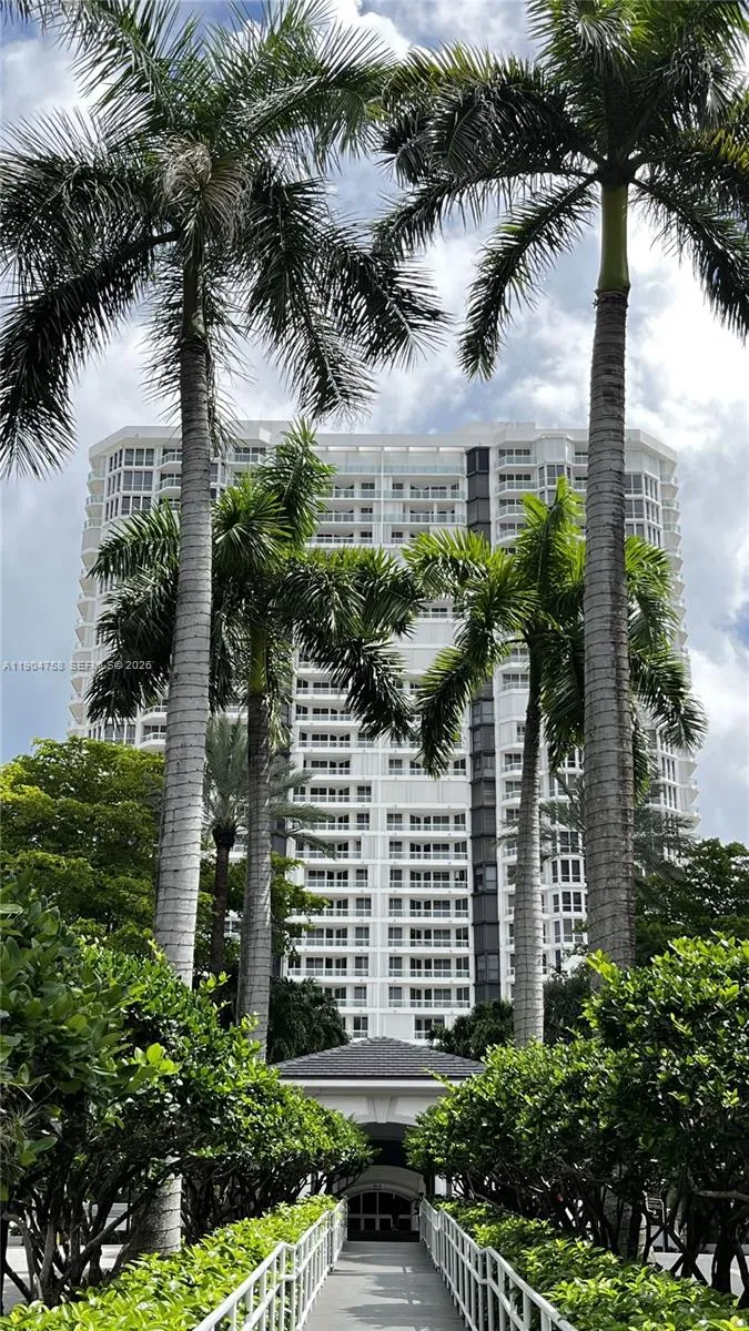 21150 Point Pl 1202, Aventura, Florida 33180, Aventura, Florida 33180, 2 Bedrooms Bedrooms, ,2 BathroomsBathrooms,Residential,For Sale,21150 Point Pl 1202, Aventura, Florida 33180,A11904758
