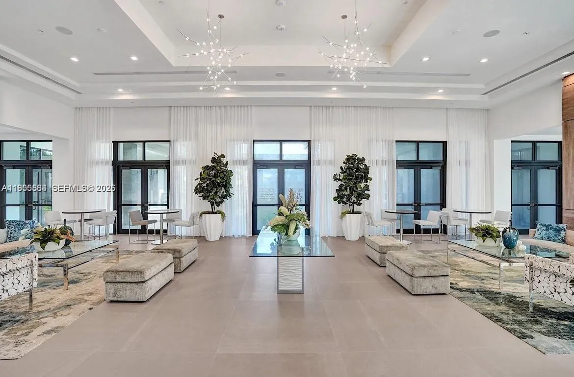 8156 Nw 43rd St, Doral, Florida 33166, Doral, Florida 33166, 3 Bedrooms Bedrooms, ,2 BathroomsBathrooms,Residential,For Sale,8156 Nw 43rd St, Doral, Florida 33166,A11905584