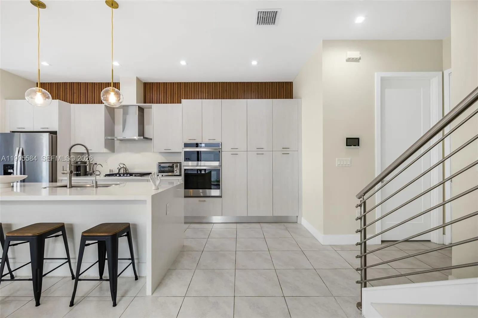 8156 Nw 43rd St, Doral, Florida 33166, Doral, Florida 33166, 3 Bedrooms Bedrooms, ,2 BathroomsBathrooms,Residential,For Sale,8156 Nw 43rd St, Doral, Florida 33166,A11905584