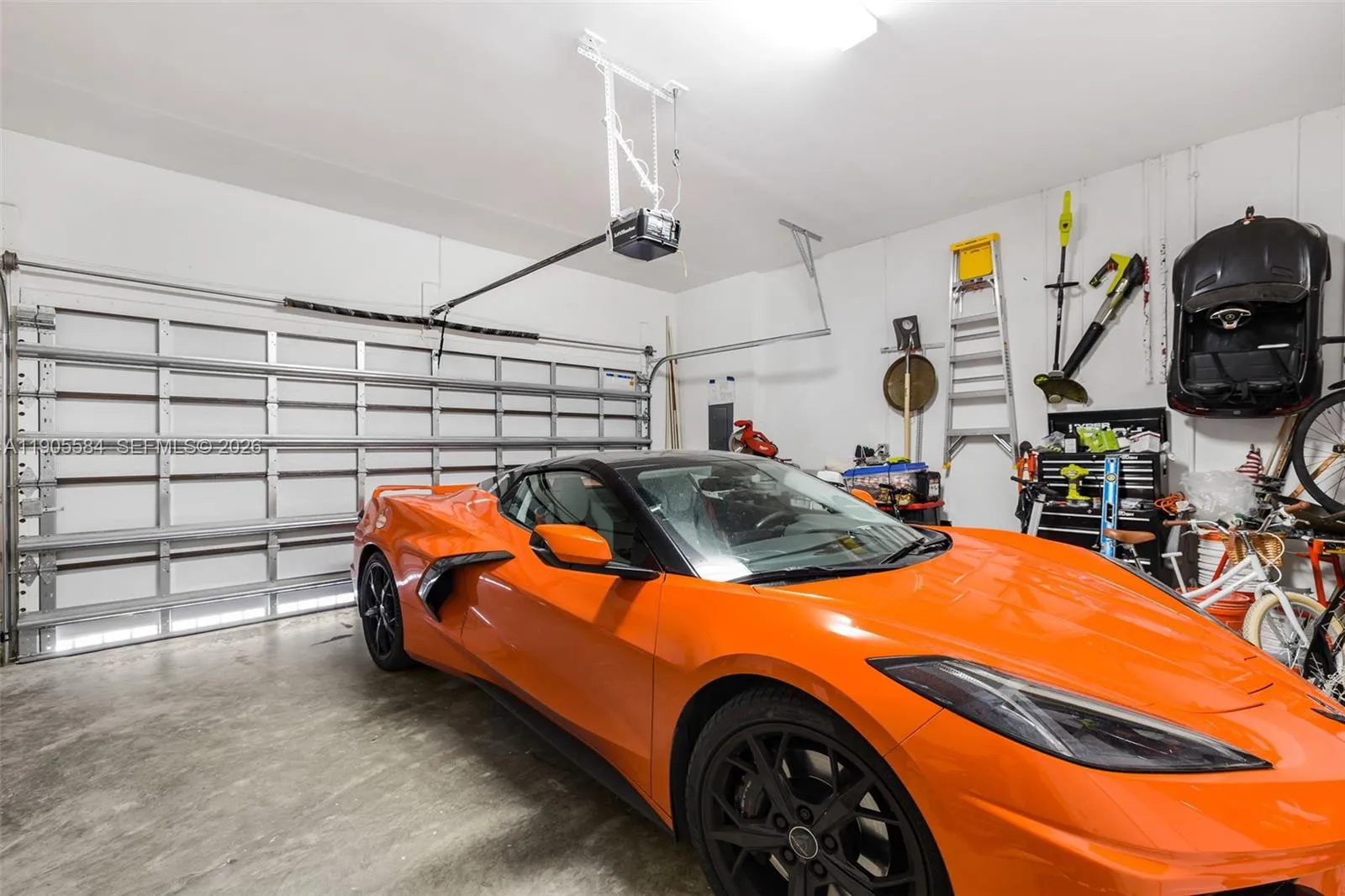 8156 Nw 43rd St, Doral, Florida 33166, Doral, Florida 33166, 3 Bedrooms Bedrooms, ,2 BathroomsBathrooms,Residential,For Sale,8156 Nw 43rd St, Doral, Florida 33166,A11905584
