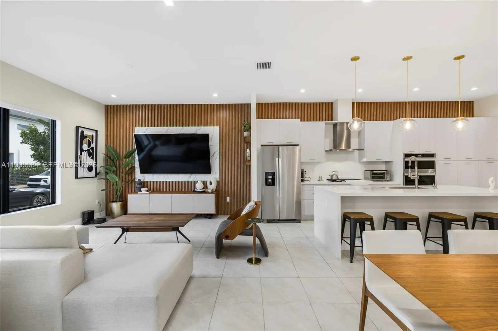 8156 Nw 43rd St, Doral, Florida 33166, Doral, Florida 33166, 3 Bedrooms Bedrooms, ,2 BathroomsBathrooms,Residential,For Sale,8156 Nw 43rd St, Doral, Florida 33166,A11905584