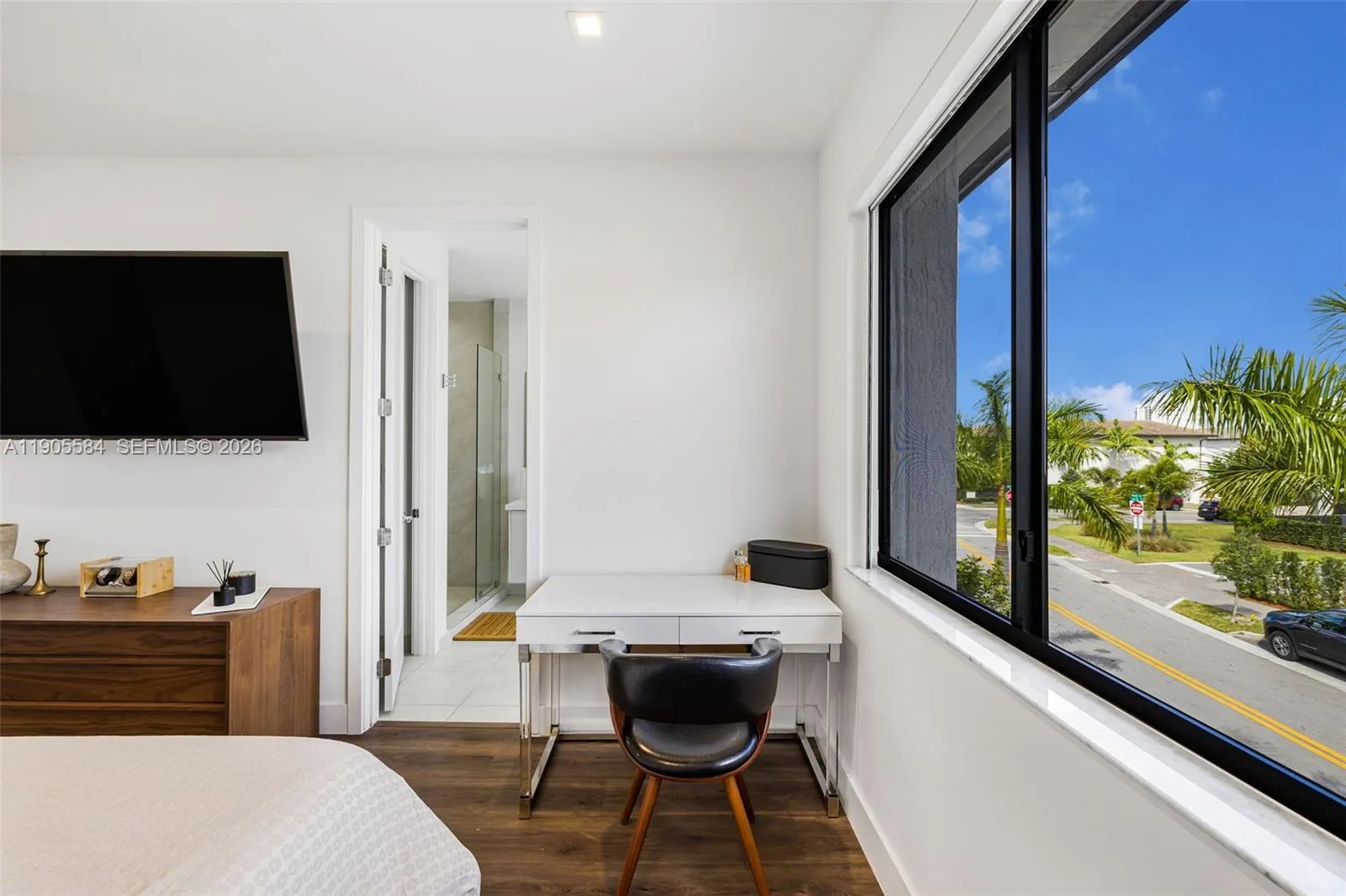 8156 Nw 43rd St, Doral, Florida 33166, Doral, Florida 33166, 3 Bedrooms Bedrooms, ,2 BathroomsBathrooms,Residential,For Sale,8156 Nw 43rd St, Doral, Florida 33166,A11905584