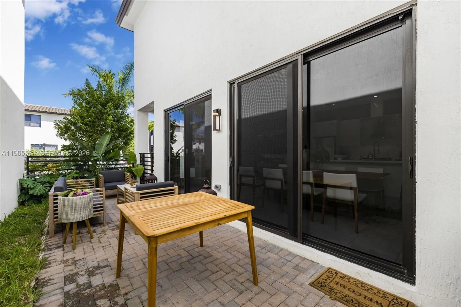 8156 Nw 43rd St, Doral, Florida 33166, Doral, Florida 33166, 3 Bedrooms Bedrooms, ,2 BathroomsBathrooms,Residential,For Sale,8156 Nw 43rd St, Doral, Florida 33166,A11905584
