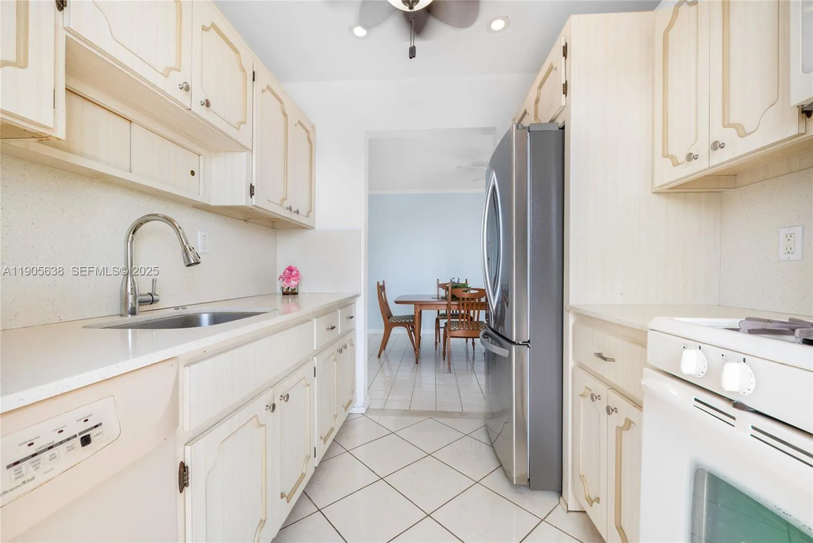 2700 Ne 135th St 48, North Miami, Florida 33181, North Miami, Florida 33181, 2 Bedrooms Bedrooms, ,1 BathroomBathrooms,Residential,For Sale,2700 Ne 135th St 48, North Miami, Florida 33181,A11905638