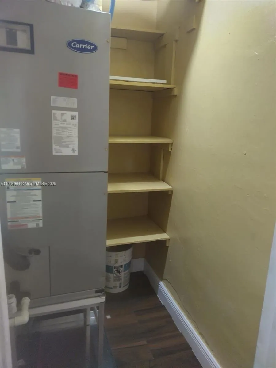 2835 Nw 22nd Ave, Miami, Florida 33142, Miami, Florida 33142, ,Residential Income,For Sale,2835 Nw 22nd Ave, Miami, Florida 33142,A11904904