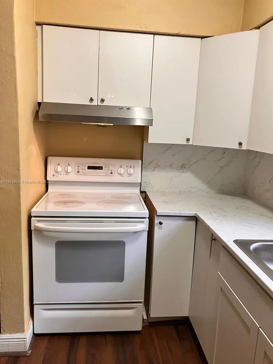 2835 Nw 22nd Ave, Miami, Florida 33142, Miami, Florida 33142, ,Residential Income,For Sale,2835 Nw 22nd Ave, Miami, Florida 33142,A11904904