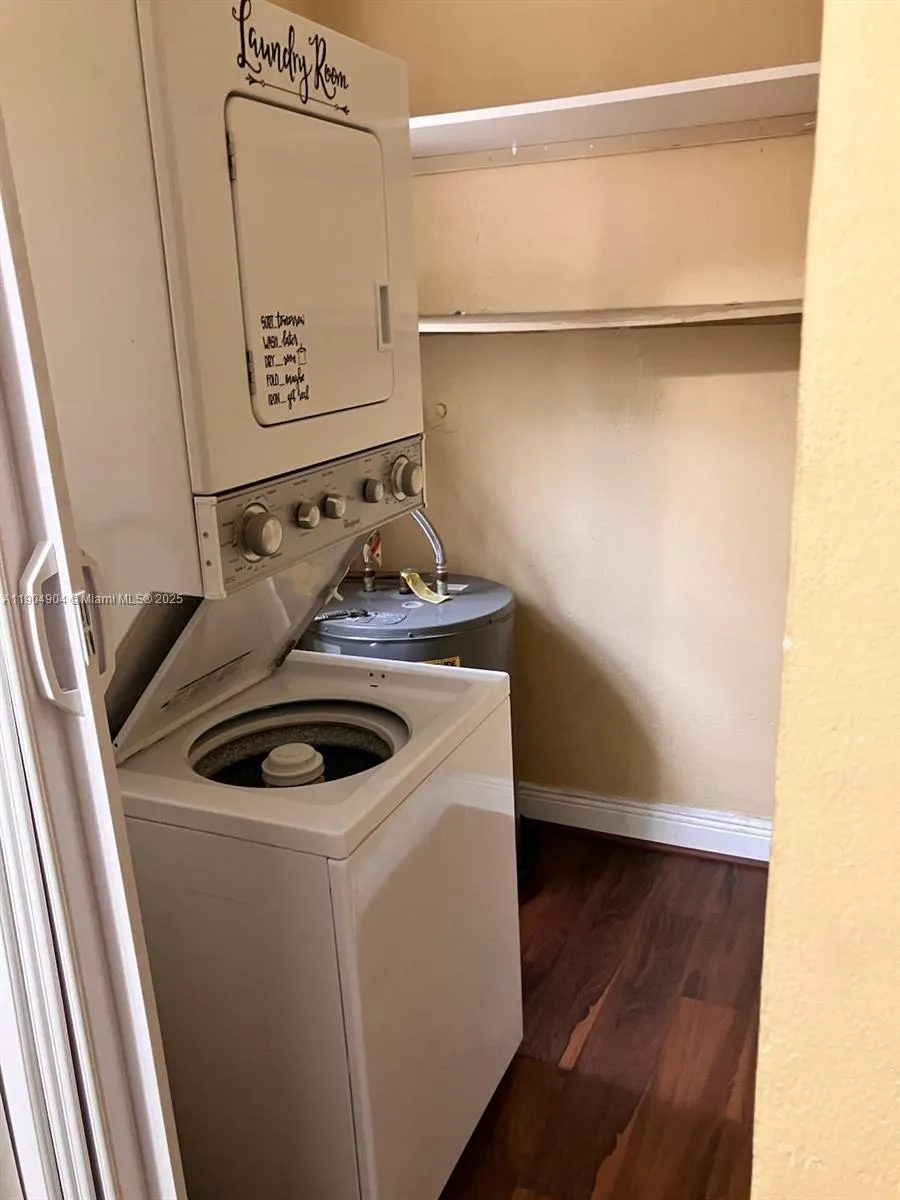 2835 Nw 22nd Ave, Miami, Florida 33142, Miami, Florida 33142, ,Residential Income,For Sale,2835 Nw 22nd Ave, Miami, Florida 33142,A11904904