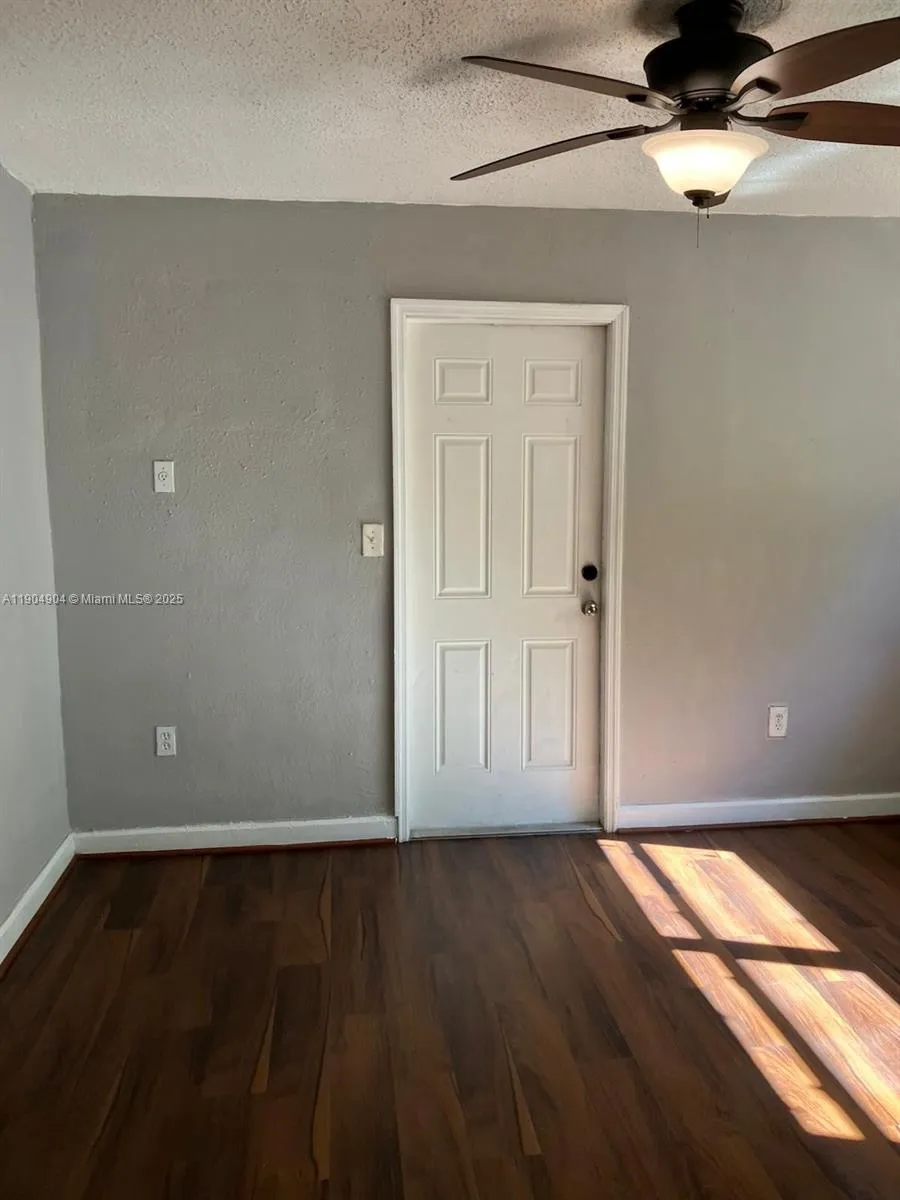 2835 Nw 22nd Ave, Miami, Florida 33142, Miami, Florida 33142, ,Residential Income,For Sale,2835 Nw 22nd Ave, Miami, Florida 33142,A11904904