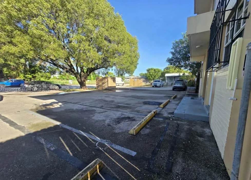 2835 Nw 22nd Ave, Miami, Florida 33142, Miami, Florida 33142, ,Residential Income,For Sale,2835 Nw 22nd Ave, Miami, Florida 33142,A11904904