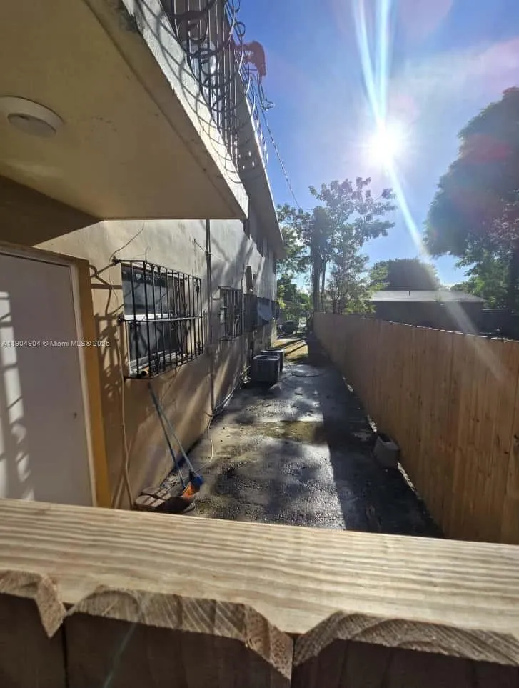 2835 Nw 22nd Ave, Miami, Florida 33142, Miami, Florida 33142, ,Residential Income,For Sale,2835 Nw 22nd Ave, Miami, Florida 33142,A11904904