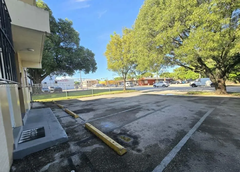 2835 Nw 22nd Ave, Miami, Florida 33142, Miami, Florida 33142, ,Residential Income,For Sale,2835 Nw 22nd Ave, Miami, Florida 33142,A11904904