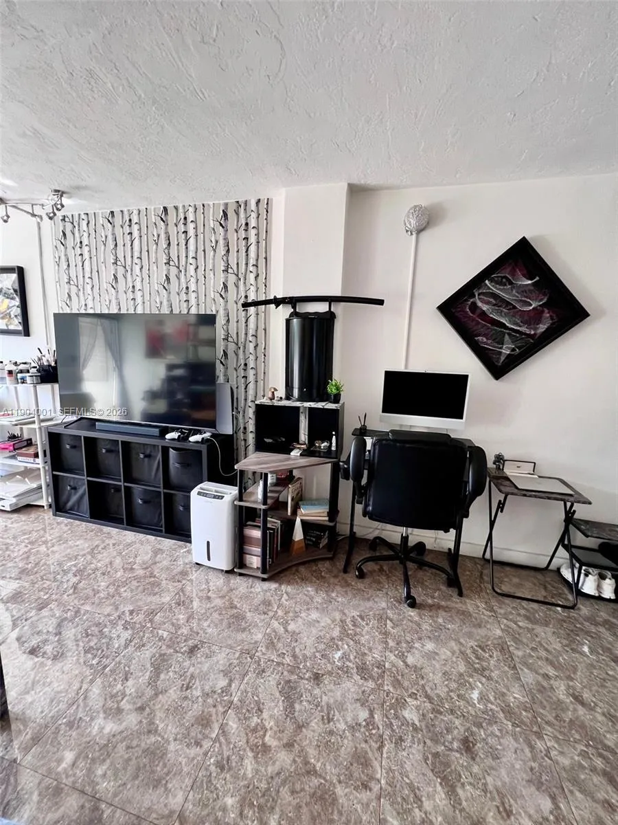 1300 Lincoln Rd D604, Miami Beach, Florida 33139, Miami Beach, Florida 33139, 1 Bedroom Bedrooms, ,1 BathroomBathrooms,Residential,For Sale,1300 Lincoln Rd D604, Miami Beach, Florida 33139,A11904001