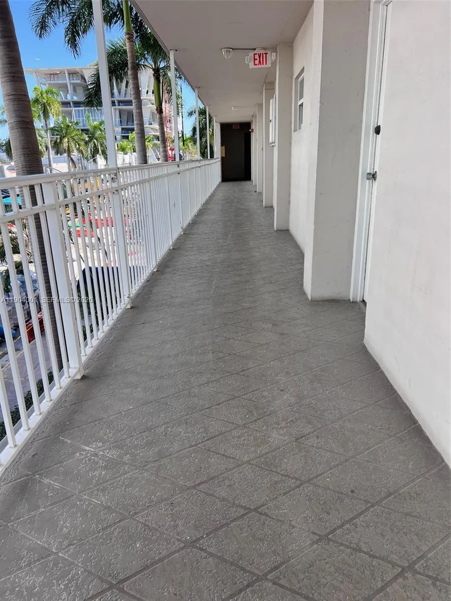 1300 Lincoln Rd D604, Miami Beach, Florida 33139, Miami Beach, Florida 33139, 1 Bedroom Bedrooms, ,1 BathroomBathrooms,Residential,For Sale,1300 Lincoln Rd D604, Miami Beach, Florida 33139,A11904001