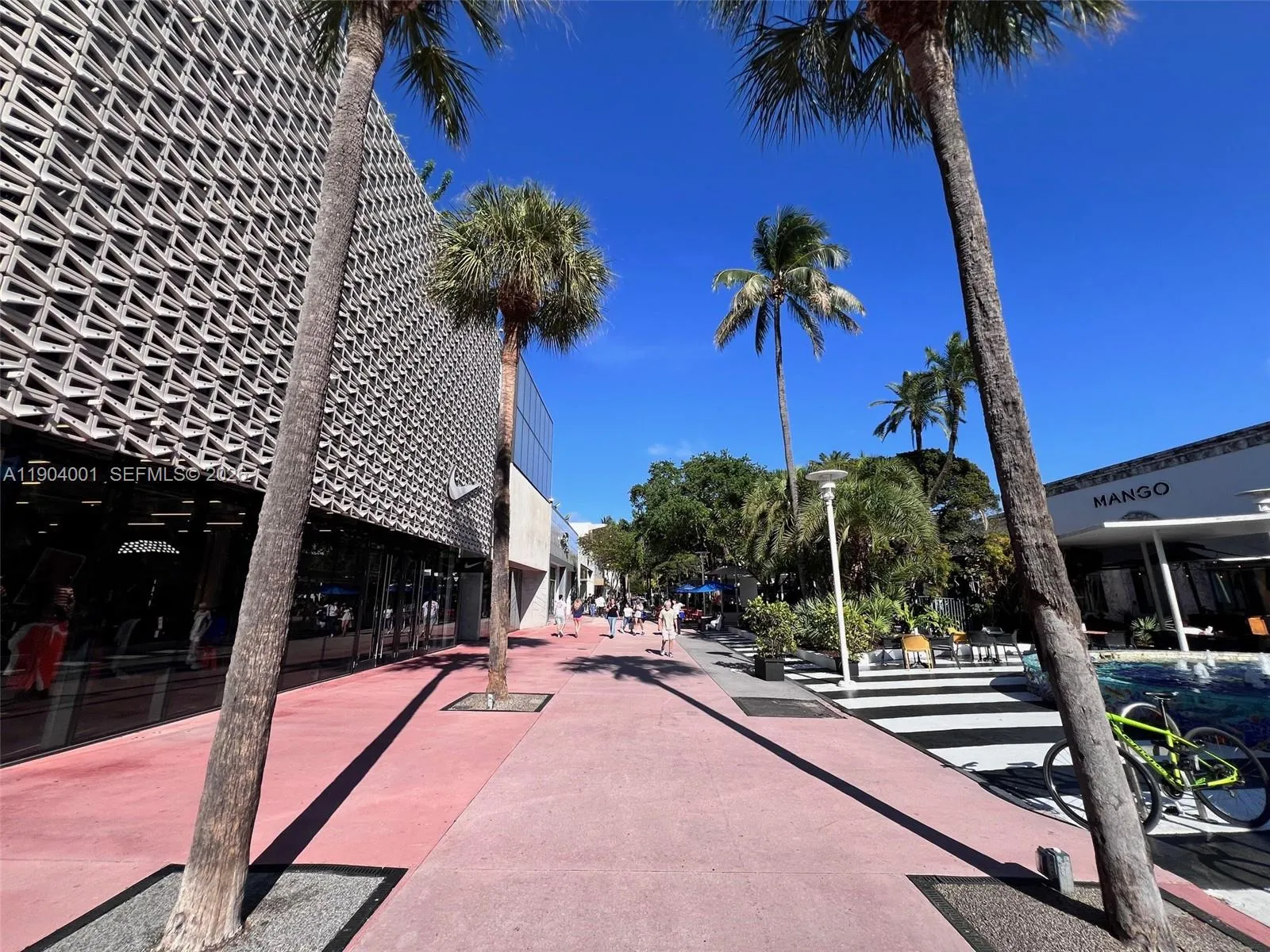 1300 Lincoln Rd D604, Miami Beach, Florida 33139, Miami Beach, Florida 33139, 1 Bedroom Bedrooms, ,1 BathroomBathrooms,Residential,For Sale,1300 Lincoln Rd D604, Miami Beach, Florida 33139,A11904001